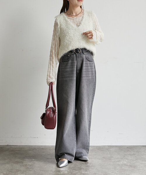 Thevon（ゼボン）の「フェザーヤーンVネックベスト（ニット/セーター・レディース・グレー/アイボリー/モカ・FREE）」の8枚目の写真