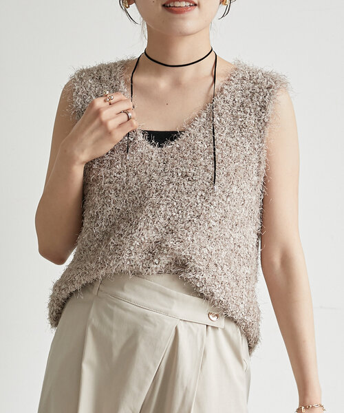 Thevon（ゼボン）の「フェザーヤーンVネックベスト（ニット/セーター・レディース・グレー/アイボリー/モカ・FREE）」の21枚目の写真