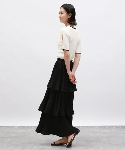 LAKOLE（ラコレ）の「袖リボンニットプルオーバー5分袖 / 143182（ニット/セーター・レディース・イエロー/ブラック×ホワイト/オフホワイト/ブラック・FREE）」の6枚目の写真