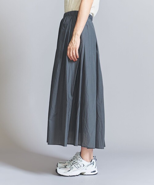 BEAUTY&YOUTH UNITED ARROWS（ビューティーアンドユースユナイテッドアローズ）の「【WEB限定】ナイロンコットン タックギャザースカート -ウォッシャブル-（スカート・レディース・ダークグレー/ライトグレー/ブラック・FREE）」の14枚目の写真