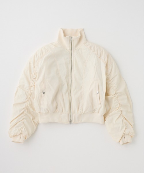 AZUL by moussy（アズールバイマウジー）の「サムホールショートMA-1（MA-1・レディース・カーキ/ブラック/アイボリー・FREE）」の2枚目の写真