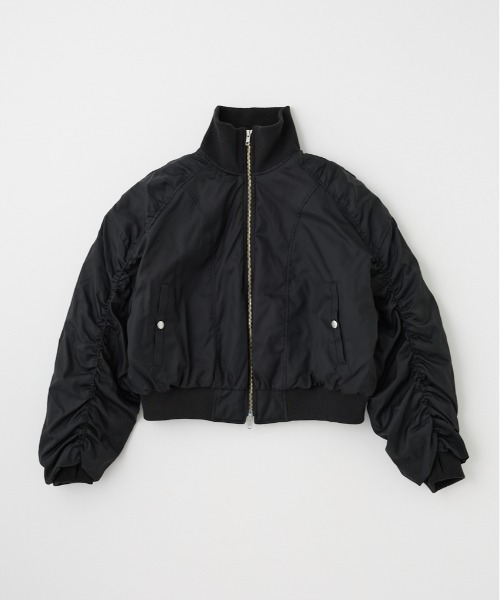 AZUL by moussy（アズールバイマウジー）の「サムホールショートMA-1（MA-1・レディース・カーキ/ブラック/アイボリー・FREE）」の3枚目の写真