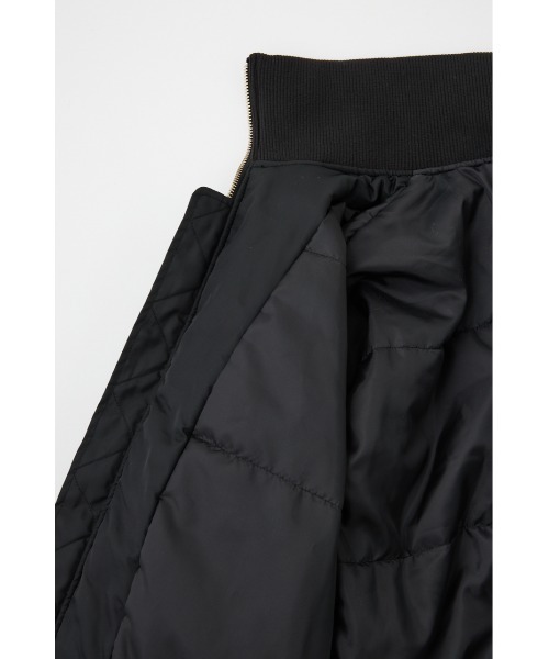 AZUL by moussy（アズールバイマウジー）の「サムホールショートMA-1（MA-1・レディース・カーキ/ブラック/アイボリー・FREE）」の19枚目の写真