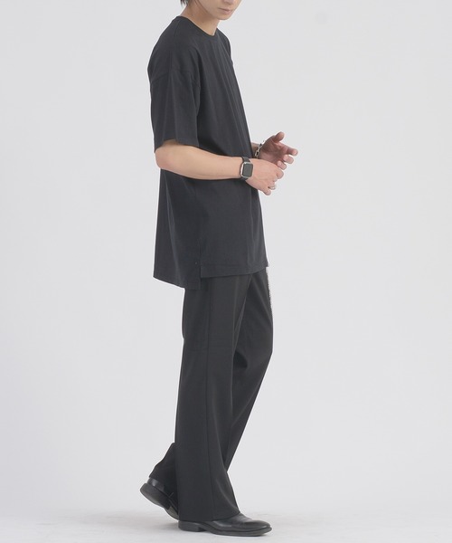 REGIEVO(レジエボ)の「REGIEVO スソピアス付き半袖Tシャツ(Tシャツ/カットソー・メンズ・オフホワイト/ブラック・LARGE/MEDIUM)」の6枚目の写真