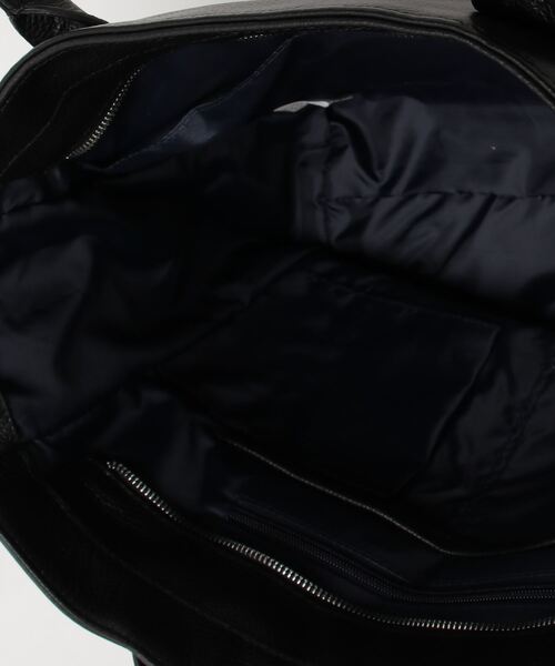 Perfect Suit FActory(パーフェクトスーツファクトリー)の「本革シュリンクトートバッグ ブラック(トートバッグ・メンズ・ブラック・FREE)」の4枚目の写真