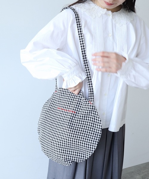 bulle de savon(ビュルデサボン)の「△ロゴ まるバッグ(ショルダーバッグ・レディース・キナリ/その他1/その他2/レッド・FREE)」の6枚目の写真