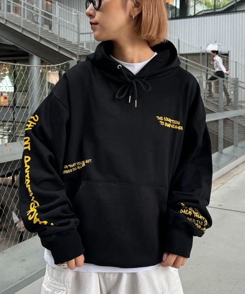 SOUNDSGOOOOD（サウンズグッド）の「【SOUNDS GOOOOD / サウンズグッド】スケーターフォトプリントオーバーパーカー（パーカー・メンズ・ブラック/ライトグレー・ONE SIZE）」の2枚目の写真