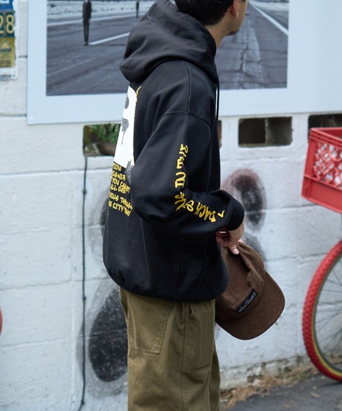 SOUNDSGOOOOD（サウンズグッド）の「【SOUNDS GOOOOD / サウンズグッド】スケーターフォトプリントオーバーパーカー（パーカー・メンズ・ブラック/ライトグレー・ONE SIZE）」の17枚目の写真