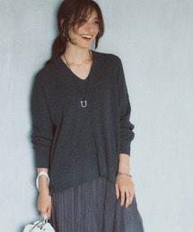 Elura | 【人気NO.1！2024A/W登場！】抜け感Vネックニット／133673(ニット/セーター)