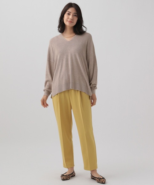 Elura（エルーラ）の「【人気NO.1！2024A/W登場！】抜け感Vネックニット／133673（ニット/セーター・レディース・ブルー系その他4/チャコールグレー/フューシャピンク/ブラック系その他/ベージュ/イエロー・SMALL/LARGE/MEDIUM）」の18枚目の写真