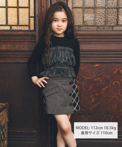 BeBe（ベベ）の「【お揃い】ウール調チェック切り替えラップショートパンツ(100~160cm)（その他パンツ・キッズ・グレー・110cm/120cm/130cm/140cm/150cm/100cm）」の2枚目の写真
