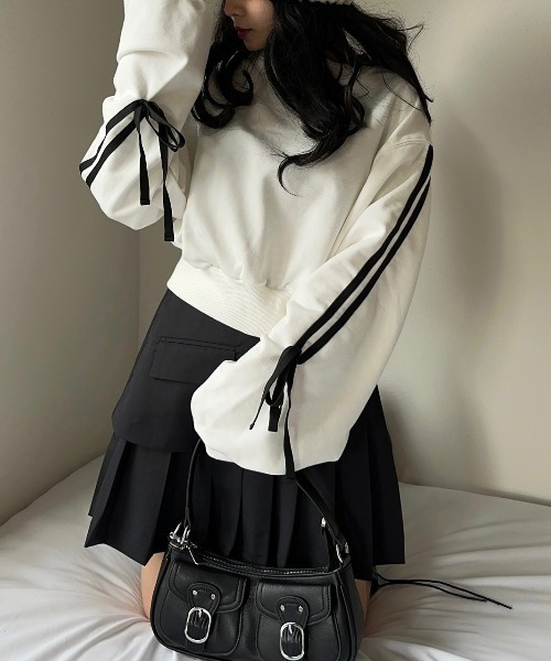 nemne store（ネンネストア）の「【Seoup】アソートリボン付きスウェット（スウェット・レディース・ブラック/ブラウン/オートミール/ブラック系その他/杢グレー/ホワイト系/ネイビー/ピンク系・SMALL/MEDIUM）」の2枚目の写真