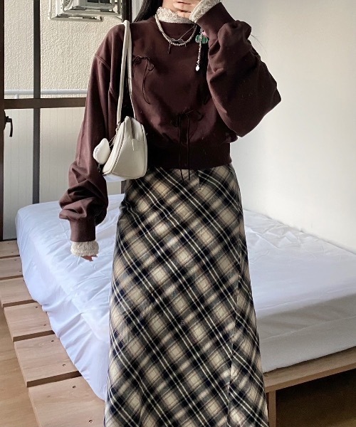 nemne store（ネンネストア）の「【Seoup】アソートリボン付きスウェット（スウェット・レディース・ブラック/ブラウン/オートミール/ブラック系その他/杢グレー/ホワイト系/ネイビー/ピンク系・SMALL/MEDIUM）」の5枚目の写真