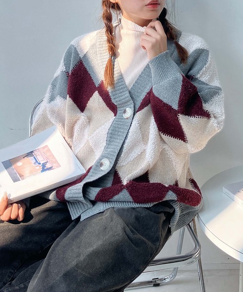 セール】◇ぽこぽこ配色 アーガイルオーバーサイズ ボアニット