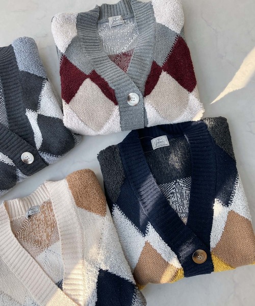 AS KNOW AS plus（アズノゥアズプラス）の「◇ぽこぽこ配色 アーガイルオーバーサイズ ボアニットカーディガン（カーディガン/ボレロ・レディース・アイボリー系/グレー系/ベージュ系/ネイビー系1/アイボリー系1/ネイビー系2/アイボリー系2/アイボリー系3/レッド系/グリーン系・FREE）」の12枚目の写真