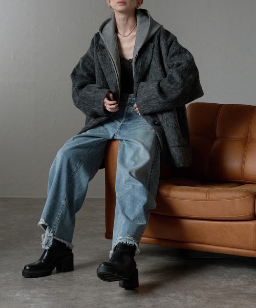 r.（アールドット）の「シャギー　コート（チェスターコート・レディース・グレー/ブラック・FREE）」の5枚目の写真