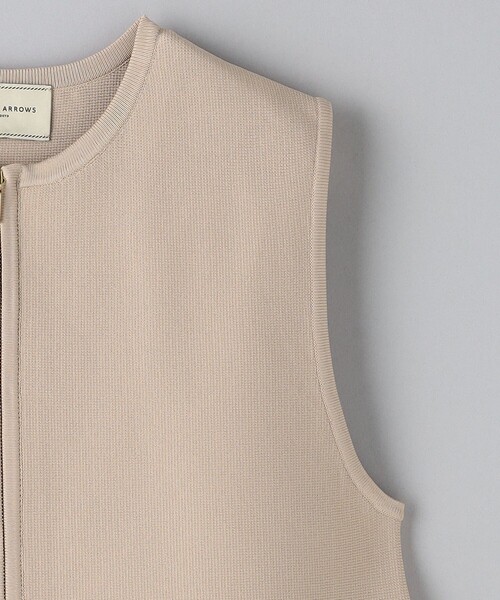 UNITED ARROWS(ユナイテッドアローズ)の「フェイク ファー コンビ ベスト(ベスト・レディース・ブラック/ベージュ・FREE)」の16枚目の写真