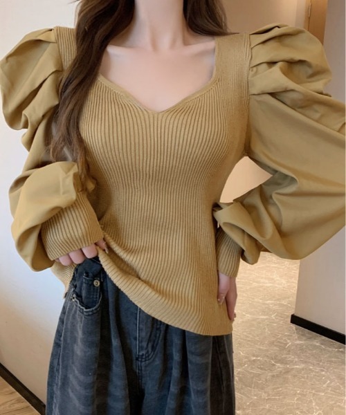 kirakiraShop(キラキラショップ)の「ボリューム ショルダー ドッキング ニット トップス(ニット/セーター・レディース・ブラック/ベージュ/ホワイト・FREE)」の1枚目の写真