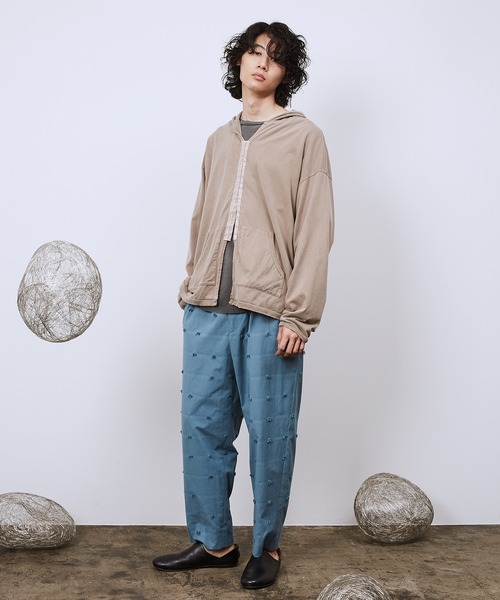 Dulcamara（ドゥルカマラ）の「ピグメントジャージーホックパーカー（パーカー・レディース・グリーン/ベージュ/ブラック・0/1）」の14枚目の写真