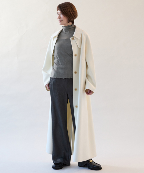 VERMEIL par iena(ヴェルメイユパーイエナ)の「TOQUE (トック)ハリヌキスムスハイネックプルオーバー 778591094(Tシャツ/カットソー・レディース・ブラック・FREE)」の13枚目の写真
