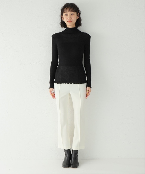 VERMEIL par iena(ヴェルメイユパーイエナ)の「TOQUE (トック)ハリヌキスムスハイネックプルオーバー 778591094(Tシャツ/カットソー・レディース・ブラック・FREE)」の14枚目の写真