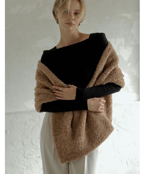 Re:EDIT（リエディ）の「[2024-25 WINTER COLLECTION]フェイクファー&ボアマルチウェイストール（マフラー・レディース・グレー系/ブラック/ベージュ/ホワイト系その他・FREE）」の18枚目の写真