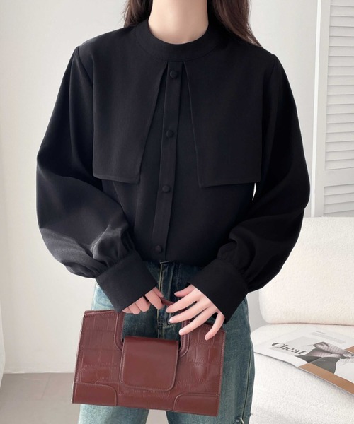 ABITOKYO(アビトーキョー)の「ボリュウーム袖クルミボタンケーブデザインブラウス(シャツ/ブラウス・レディース・ホワイト/ブラック/ブルーグレー・M/L/XL)」の19枚目の写真