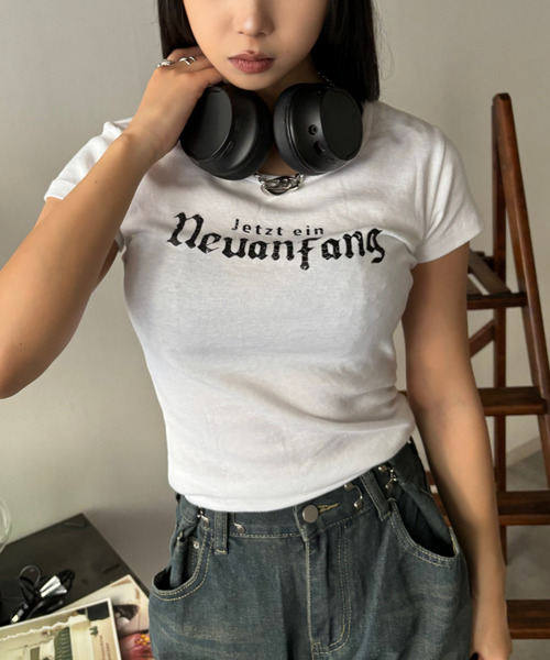 Ada.(エイダ)の「レタリングデザイン ロゴ 半袖Tシャツ(Tシャツ/カットソー・レディース・ブラック/ホワイト・FREE)」の10枚目の写真