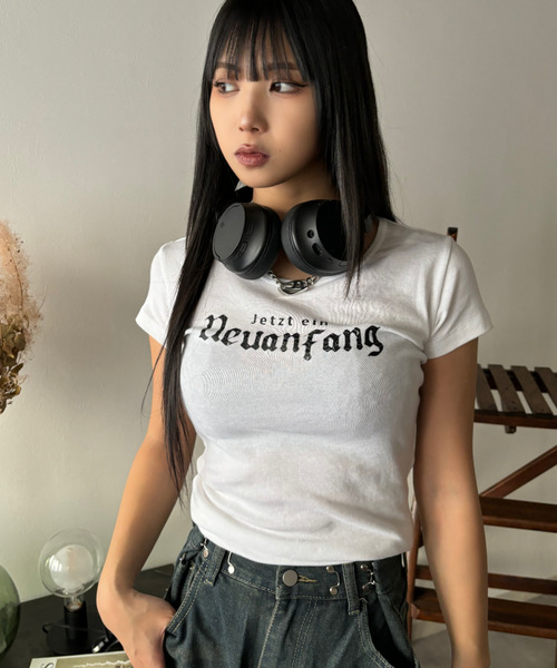Ada.(エイダ)の「レタリングデザイン ロゴ 半袖Tシャツ(Tシャツ/カットソー・レディース・ブラック/ホワイト・FREE)」の11枚目の写真