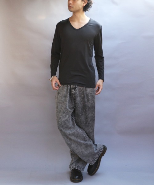 8(eight)(エイト)の「裏起毛ストレッチVネックロンT(Tシャツ/カットソー・メンズ・ネイビー/ブラック/ホワイト/チャコールグレー・SMALL/MEDIUM/X-LARGE/LARGE)」の16枚目の写真