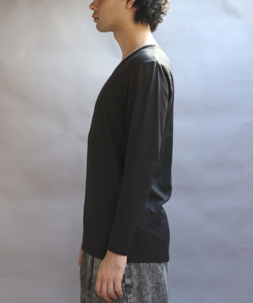 8(eight)(エイト)の「裏起毛ストレッチVネックロンT(Tシャツ/カットソー・メンズ・ネイビー/ブラック/ホワイト/チャコールグレー・SMALL/MEDIUM/X-LARGE/LARGE)」の20枚目の写真