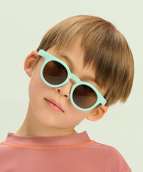 B:MING by BEAMS(ビーミングバイビームス)の「delieb / NAHANNI(サングラス・キッズ・サックスブルー/レッド系その他・ONE SIZE)」の1枚目の写真