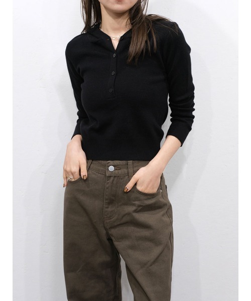 Reurie'(レウリィ)の「クロップドフーディーニット/cropped hoodie knit 長袖 フード付き プルオーバー カジュアル 韓国 Y2K ストリート シンプル アイボリー 白 ブラック 黒 モノトーン(Tシャツ/カットソー・レディース・ブラック/アイボリー・FREE)」の15枚目の写真