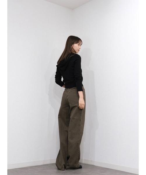 Reurie'(レウリィ)の「クロップドフーディーニット/cropped hoodie knit 長袖 フード付き プルオーバー カジュアル 韓国 Y2K ストリート シンプル アイボリー 白 ブラック 黒 モノトーン(Tシャツ/カットソー・レディース・ブラック/アイボリー・FREE)」の18枚目の写真