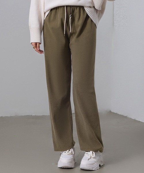 DAY CLOSET(デイ クローゼット)の「【サイズ調整可能な差し色紐付き】ノームコアコーデュロイセミワイドストレートパンツ レディース(その他パンツ・レディース・ベージュ/ブラウン/ダークグレー/オフホワイト/ブラック/ピンク/アイボリー・FREE)」の5枚目の写真