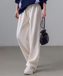 DAY CLOSET(デイ クローゼット)の【サイズ調整可能な差し色紐付き】ノームコアコーデュロイセミワイドストレートパンツ レディース(その他パンツ)