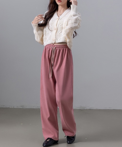 DAY CLOSET(デイ クローゼット)の「【サイズ調整可能な差し色紐付き】ノームコアコーデュロイセミワイドストレートパンツ レディース(その他パンツ・レディース・ベージュ/ブラウン/ダークグレー/オフホワイト/ブラック/ピンク/アイボリー・FREE)」の8枚目の写真