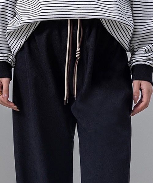 DAY CLOSET(デイ クローゼット)の「【サイズ調整可能な差し色紐付き】ノームコアコーデュロイセミワイドストレートパンツ レディース(その他パンツ・レディース・ベージュ/ブラウン/ダークグレー/オフホワイト/ブラック/ピンク/アイボリー・FREE)」の15枚目の写真