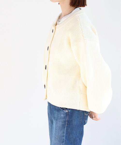 cepo(セポ)の「〈編地切り替え〉クロップドニットカーディガン(カーディガン/ボレロ・レディース・グレー/オフホワイト/イエロー・M)」の16枚目の写真