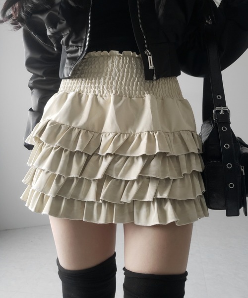 me+em select(ミームセレクト)の「※※【 3color /インナーパンツ裏地付 】ハイウエストシャーリングフリルミニスカート / high waist shirring frill mini skirt(スカート・レディース・ブラック/ベージュ・FREE)」の22枚目の写真