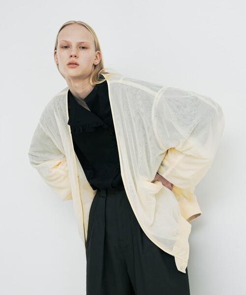 LAATO（ラート）の「organdy blouson（ブルゾン・レディース・オフホワイト/ブラック・FREE）」の3枚目の写真