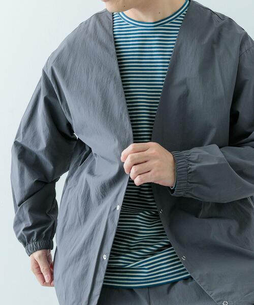 ITEMS URBANRESEARCH（アイテムズ アーバンリサーチ）の「『セットアップ対応』ナイロン リングドットボタン カーディガン（カーディガン/ボレロ・メンズ・ネイビー/ブラック/チャコールグレー・MEDIUM/LARGE）」の4枚目の写真