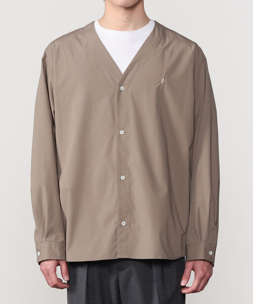 GYMPHLEX(ジムフレックス)の「Gymphlex | ストレッチタイプライター Vネック長袖シャツ MEN(シャツ/ブラウス・メンズ・ベージュ系その他/ダークネイビー・L/M)」の10枚目の写真