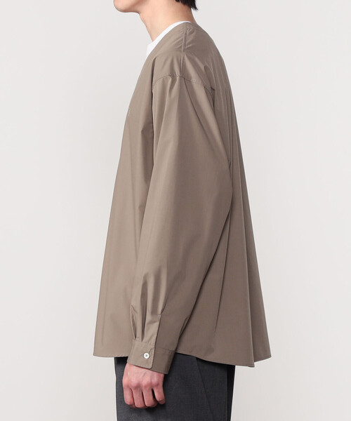 GYMPHLEX(ジムフレックス)の「Gymphlex | ストレッチタイプライター Vネック長袖シャツ MEN(シャツ/ブラウス・メンズ・ベージュ系その他/ダークネイビー・L/M)」の11枚目の写真