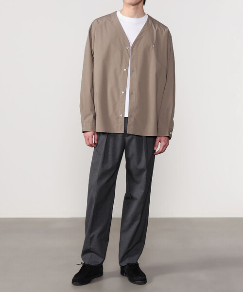 GYMPHLEX(ジムフレックス)の「Gymphlex | ストレッチタイプライター Vネック長袖シャツ MEN(シャツ/ブラウス・メンズ・ベージュ系その他/ダークネイビー・L/M)」の13枚目の写真