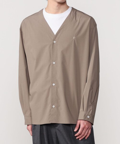 GYMPHLEX(ジムフレックス)の「Gymphlex | ストレッチタイプライター Vネック長袖シャツ MEN(シャツ/ブラウス・メンズ・ベージュ系その他/ダークネイビー・L/M)」の2枚目の写真