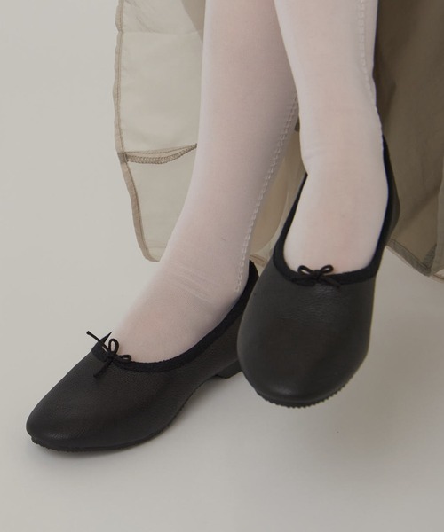 CROWN（クラウン）の「【CROWN】Bow Ballroom/フラットシューズ（バレエシューズ・レディース・ホワイト/ブラック・4/5/6/7/3）」の16枚目の写真