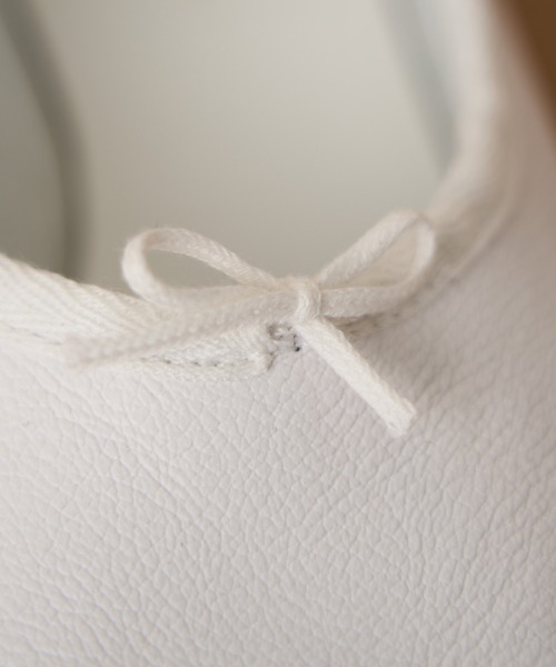 CROWN（クラウン）の「【CROWN】Bow Ballroom/フラットシューズ（バレエシューズ・レディース・ホワイト/ブラック・4/5/6/7/3）」の14枚目の写真