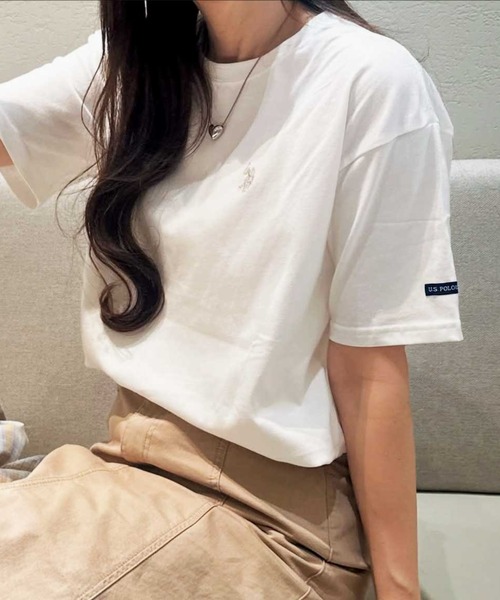 U.S. POLO ASSN.（ユーエスポロアッスン）の「GeeRA別注【U.S. POLO ASSN.】【S-XLサイズ展開】夏マストアイテム！ワンポイント刺繍カラーTシャツ（Tシャツ/カットソー・レディース・イエロー/チャコール/オフホワイト/ライトピンク・LARGE/X-LARGE/MEDIUM/SMALL）」の14枚目の写真