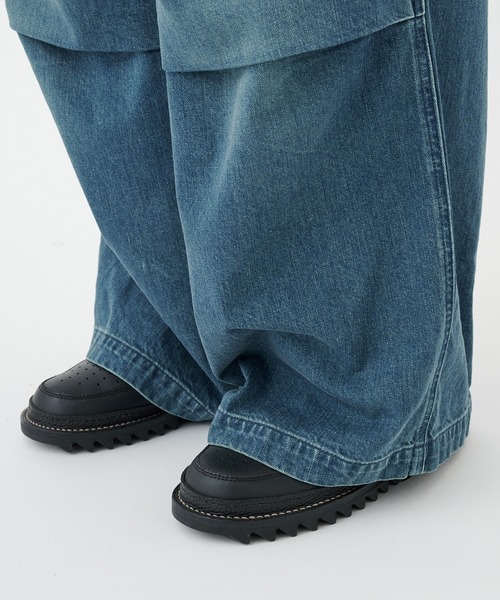 Jieda(ジエダ)の「PARACHUTE DENIM PANTS(デニムパンツ・メンズ・ブラック/インディゴブルー・1/2)」の14枚目の写真
